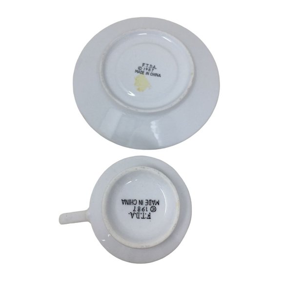 F.T.D.A 1987 Teacup and Saucer Set with Pink/Blue Flowers printed on both - Picture 5 of 5